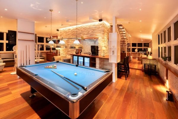AMINA Lounge’s Services Open for Locals!