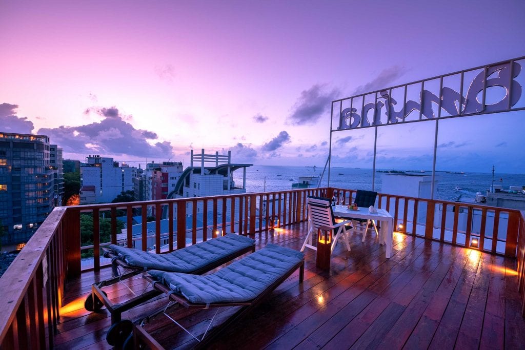 AMINA Lounge | Sun Deck